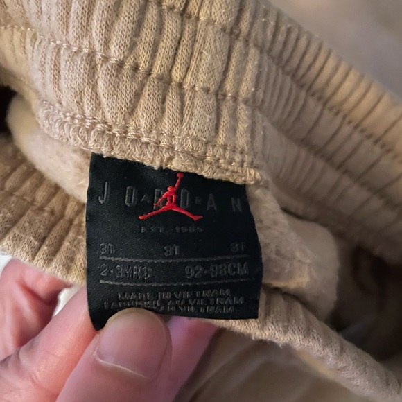 Jordan Tan Sweat Set, Toddler 3T - Picture 2 of 2